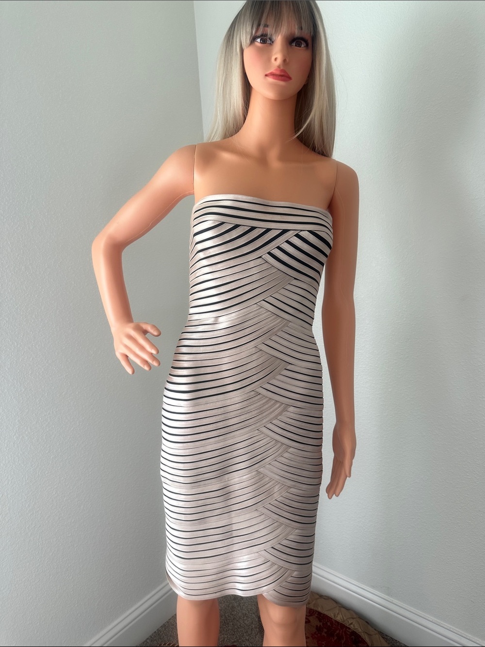 BCBGMaxAzria Strapless satin champagne Dress with Black Linear Design
